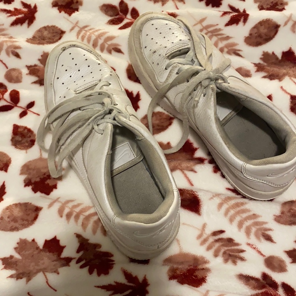 AF1